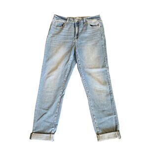 Zenana Lightwash Straight Leg Cuffed Denim Jeans
